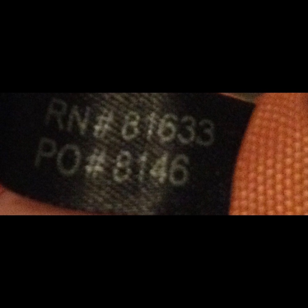 KENNETH COLE REACTION HOBO BAG - Picture 8 of 10